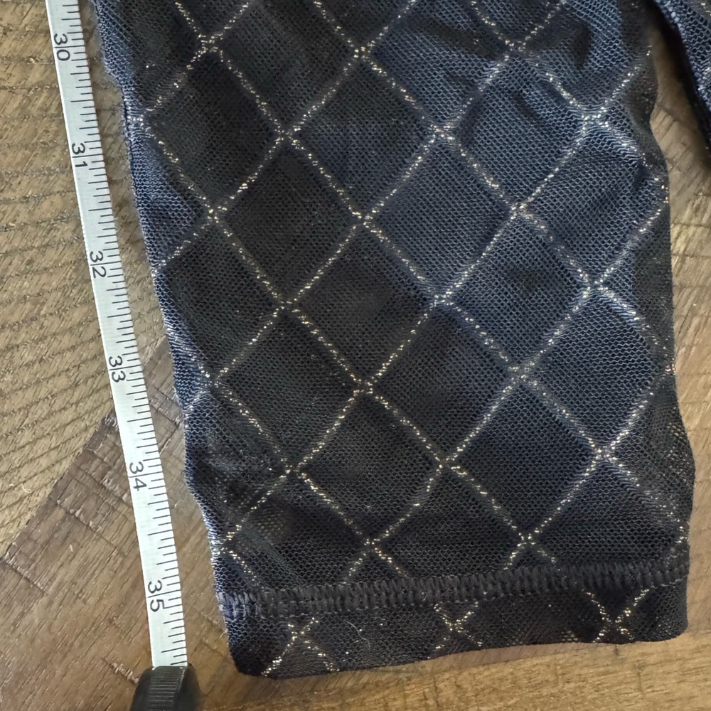 Victorias Secret 🤫 Black and Gold Mesh Diamond Pattern Leggings - Picture 4 of 7